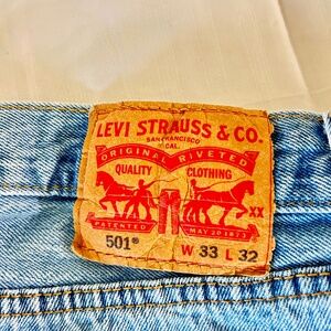 LEVI'S 501 33/32